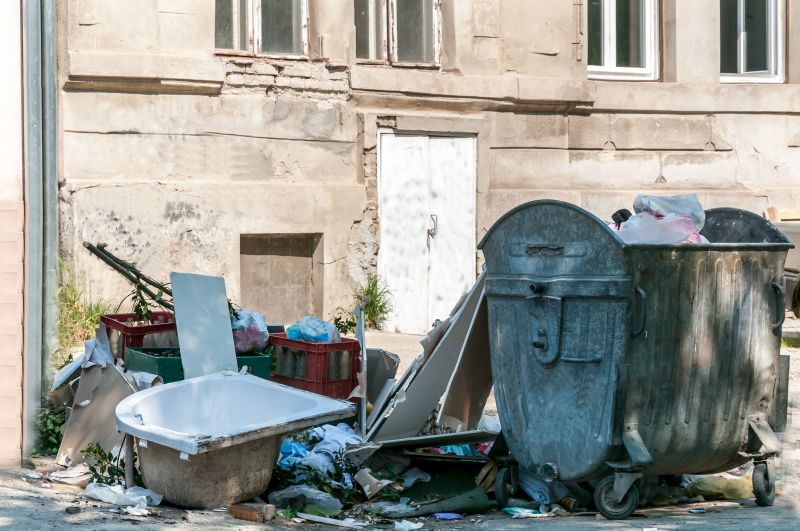 Contacting a Junk Removal Service