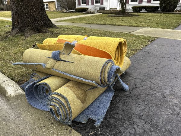 Carpet Haul Away Service in Decatur
